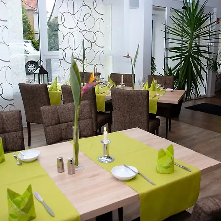 Hotel Sachsenross Hotel 4*