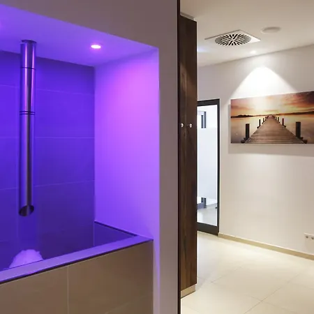 Hotel Sachsenross 4*